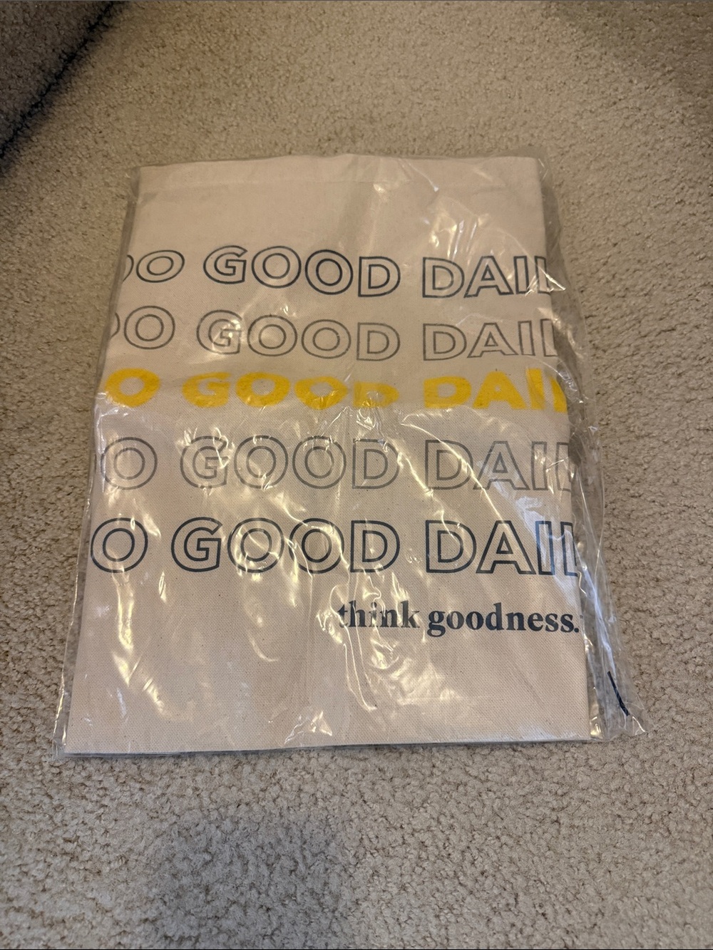 Canvas Tote Bag with "Do Good Daily" Print - White and Yellow